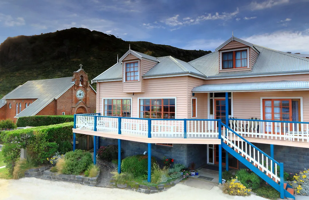 Hanlon House-1